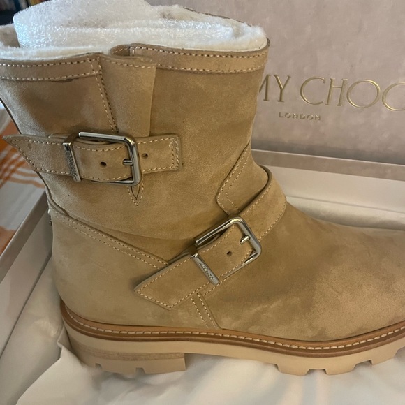 18- JIMMY CHOO Suede Stucco/Natural Boot - Picture 3 of 14